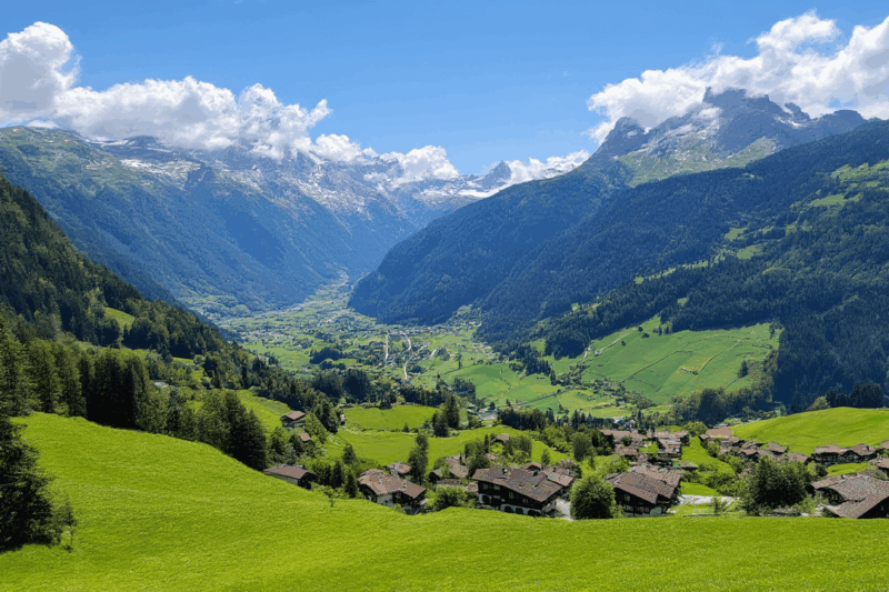 What Languages Do They Speak in Switzerland? A Multilingual Marvel!