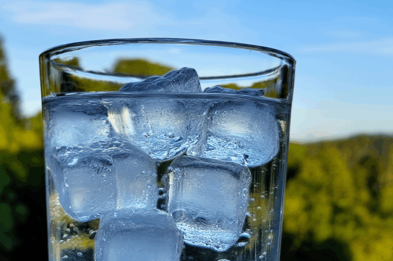 What Makes Water “Polar”? Unlocking H2O’s Superpower!