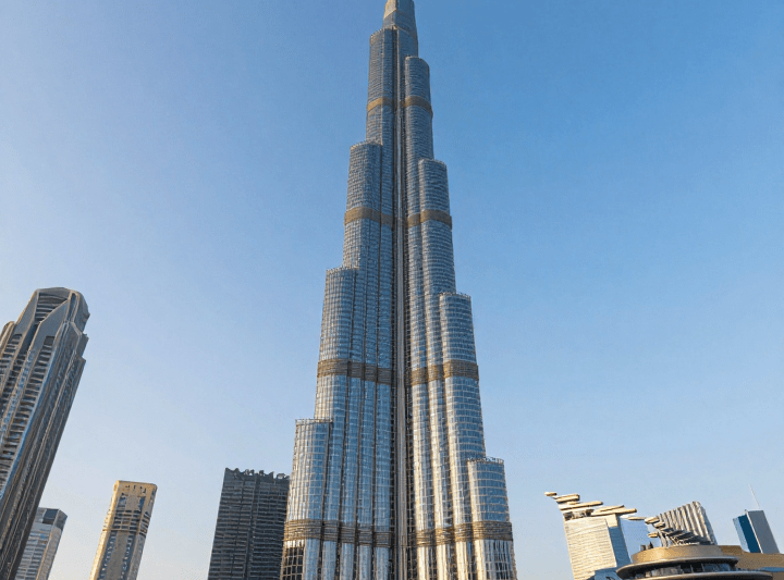 What is the Burj Khalifa and Why Was This Giant Built?